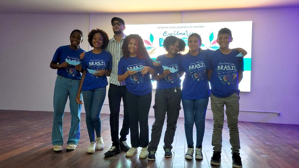 Estudantes e professor de Mata de São João são selecionados para intercâmbio cultural em Portugal com o projeto “Era Uma Vez… Brasil” 