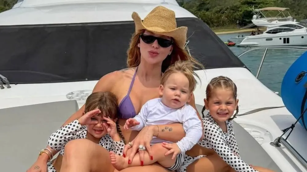 Virginia Fonseca celebra o Dia das Crianças com festa na Grande Rio e gera debate nas redes