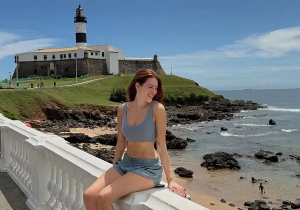 Ana Clara compartilha momentos de lazer em Salvador