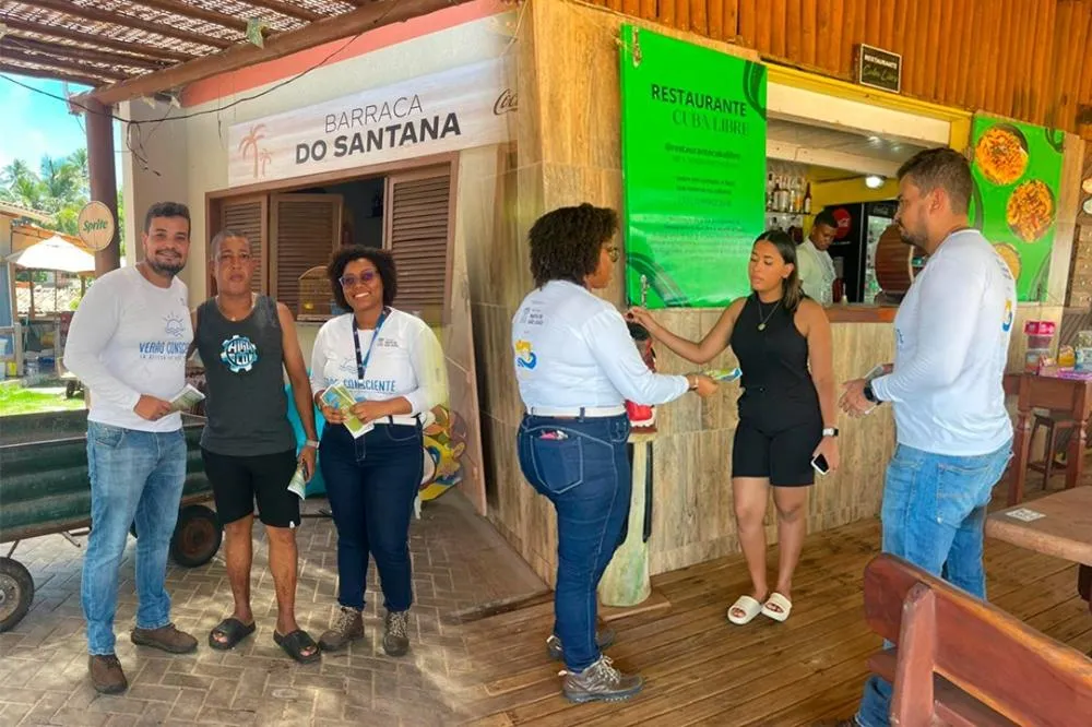 Prefeitura orienta comerciantes de Imbassaí sobre uso correto da caixa de gordura