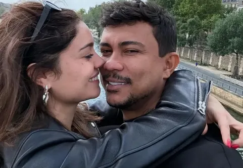Sophie Charlotte confirma fim de namoro com Xamã