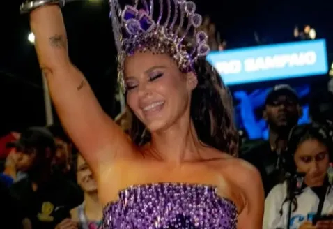 Paolla Oliveira mergulha na energia do Carnaval de Salvador