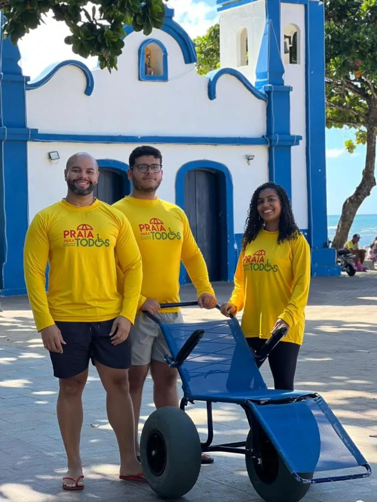Projeto Praia para Todos proporciona acesso inclusivo ao mar neste sábado e domingo