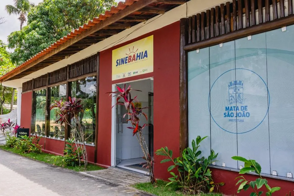 Sinebahia de Mata de São João entrega cartas para seleção de vagas