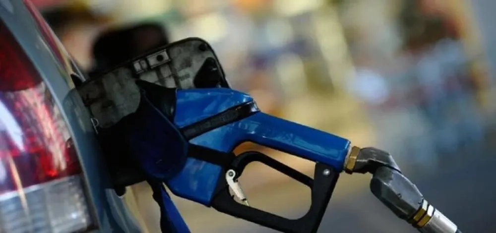 Gasolina volta a subir na Bahia