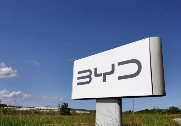 Sindicato denuncia assédio e discriminação na fábrica da BYD em Camaçari 
