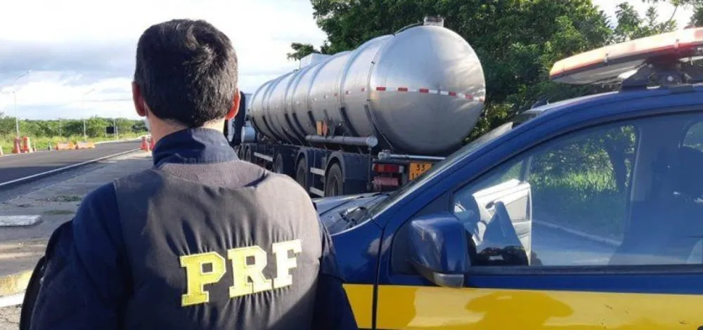PRF intensifica fiscalização nas estradas da Bahia