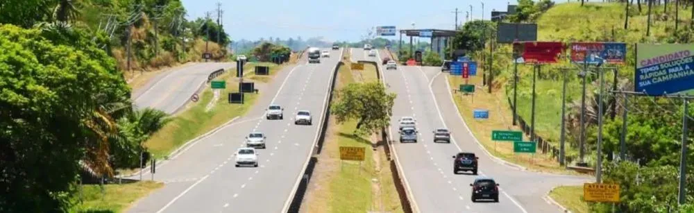 Fluxo intenso nas rodovias baianas no Corpus Christi