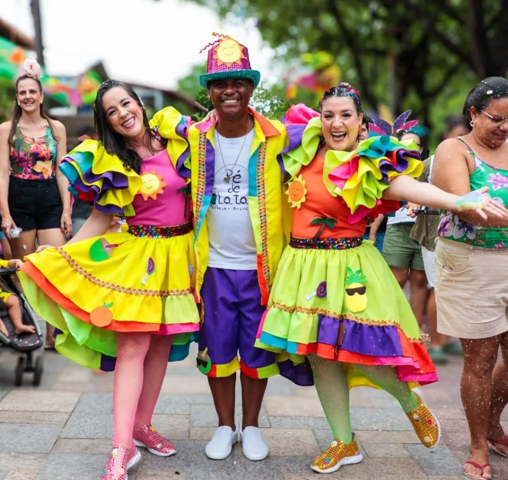 Arraiá da SEDUC leva cultura, alegria e tradição às ruas de Mata nesta segunda (08)