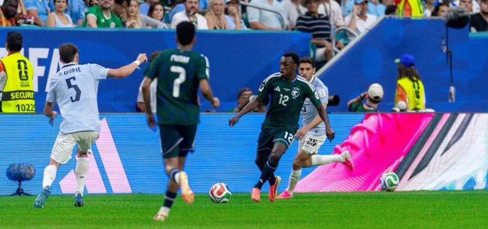 Uruguai reage no segundo tempo e evita derrota para a Arábia Saudita na estreia do Mundial