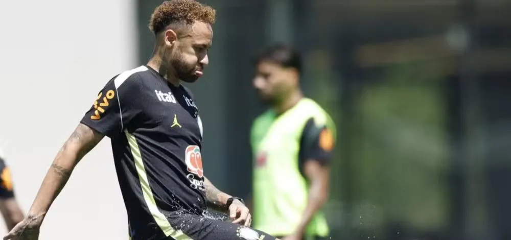Neymar volta ao gramado e dá passo importante rumo ao retorno à Seleção