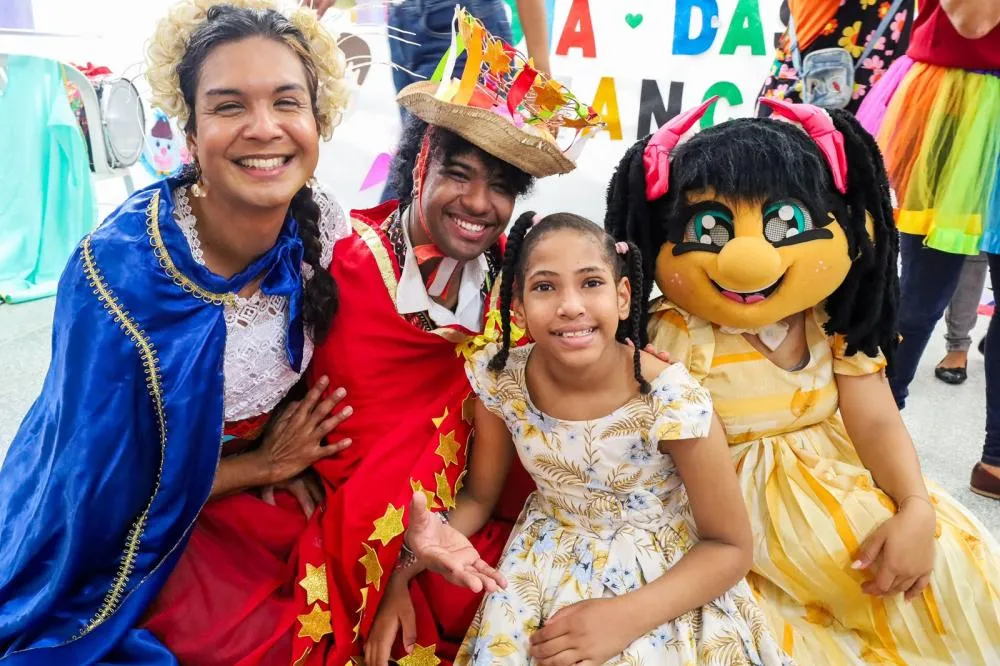 CAEE celebra mês das crianças com teatro, diversão e inclusão