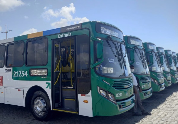 Motoristas de caminhões e ônibus sem exame toxicológico pagarão multa
