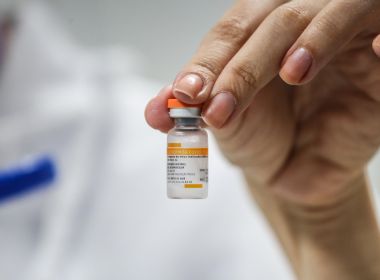 Municípios da BA não receberam doses de reposição do lote interditado da Coronavac