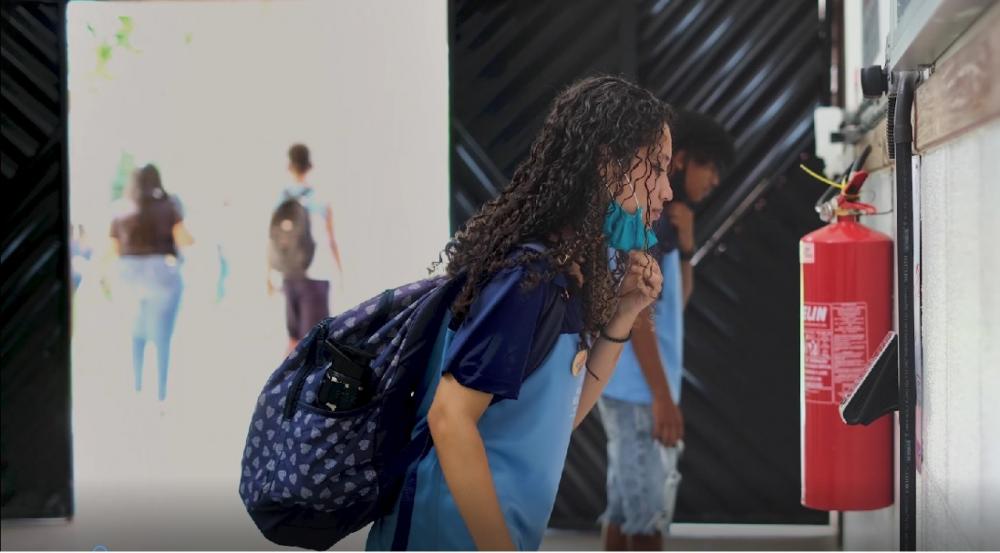 Reconhecimento facial nas escolas evita evasão e gera economia para o município