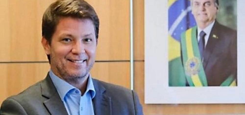 Mario Frias contrata empresa sem funcionários por R$ 3,6 milhões