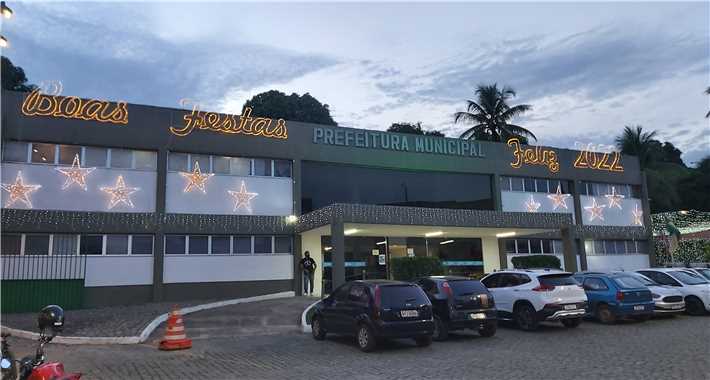 Apenas os serviços essenciais da Prefeitura funcionam na sexta-feira (24) em Mata de São João