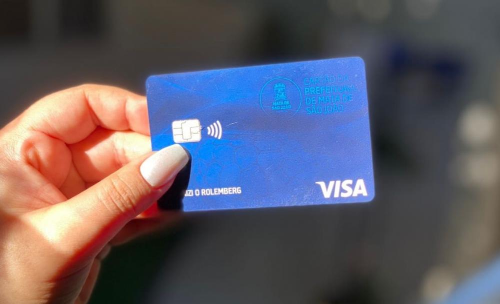 Servidor municipal tem cartão de crédito para utilizar apenas no município