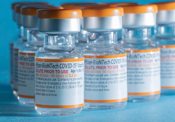 Brasil recebe 1,8 milhão de doses pediátricas da Pfizer na segunda-feira