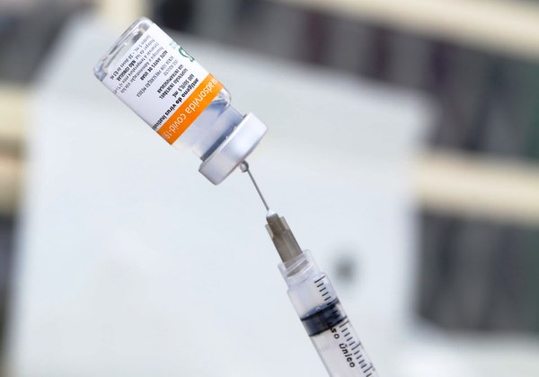 Cerca de 100 milhões de brasileiros ainda não tomaram a 3ª dose