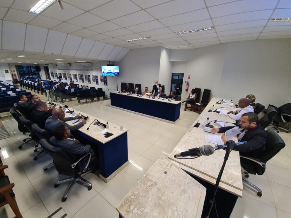 Vereadores solicitam através de Indicações benefícios para diversas localidades