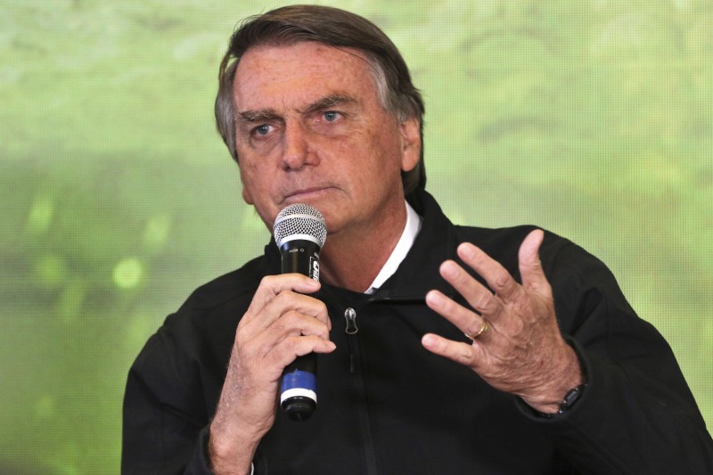 Presidente diz que deve ter sido único líder contrário ao isolamento