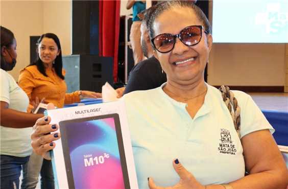 Gestores e agentes de saúde celebram avanços com uso de tablets