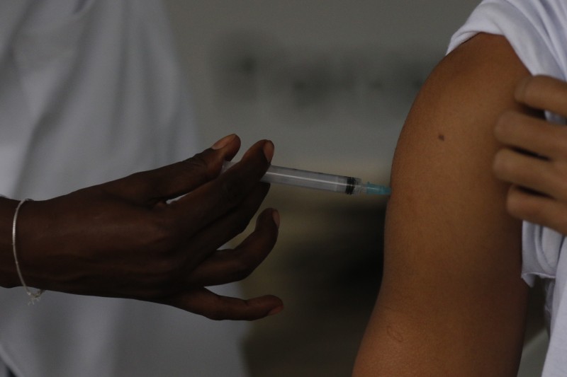 Covid-19: Brasil registra 316 óbitos e 76,6 mil casos em 24 horas