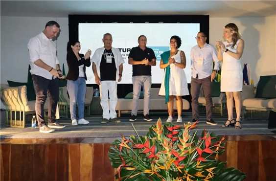 Painel Governança pública encerra encontro na Praia do Forte