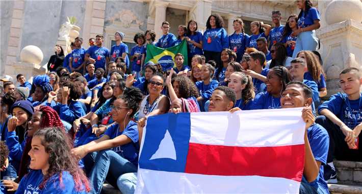 Programa divulgará os estudantes matenses que irão a Portugal
