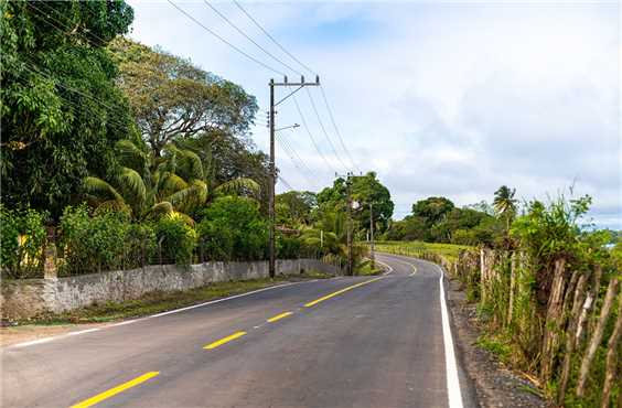 Prefeitura entrega requalificação de estrada que liga JK à Vila de Camaçari