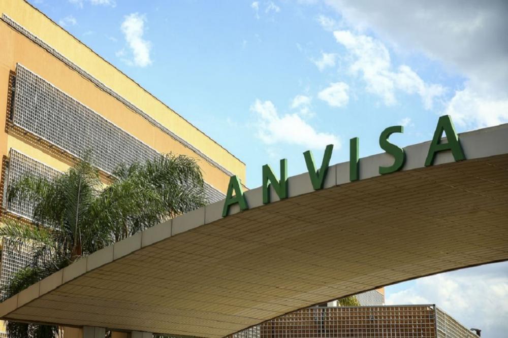 Anvisa alerta sobre uso de produtos para trançar cabelos
