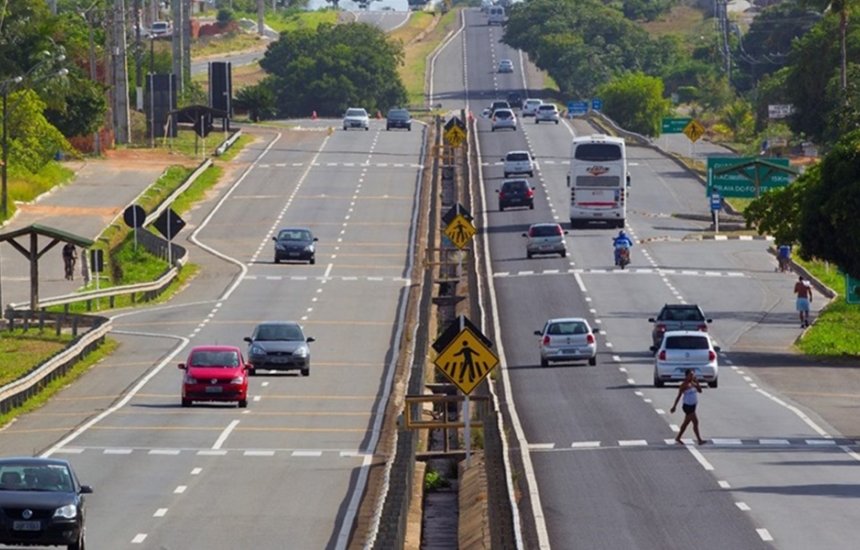 Serviços de manutenção acontecem na Estrada do Coco e Linha Verde nesta semana
