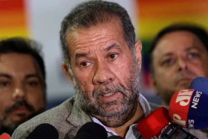 Previdência planeja mutirão para regularizar filas do INSS em março
