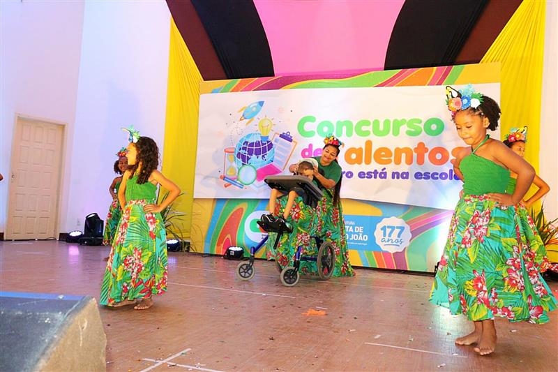 Concurso de talentos anima a manhã cultural em Mata de São João