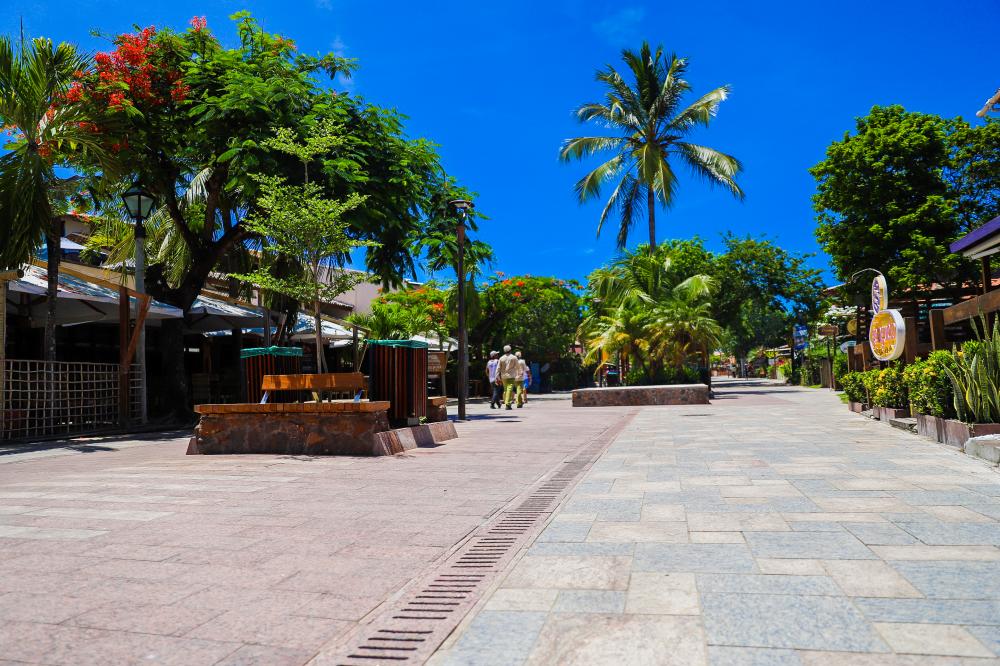 Alameda do Sol em Praia do Forte será inaugurada nesta quinta-feira (20)