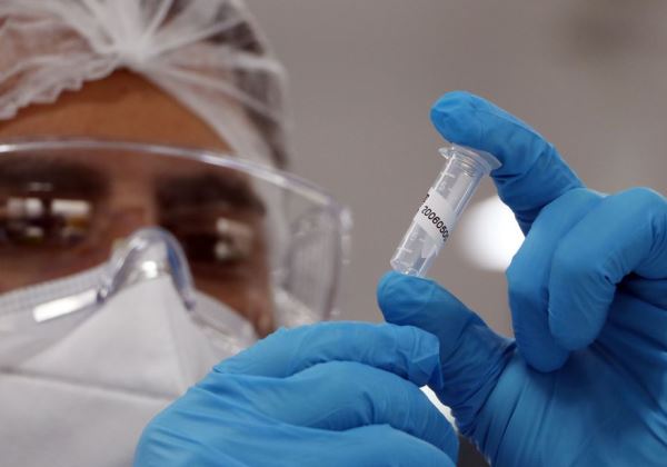 Europa enfrenta aumento de 100% de casos de coronavírus em duas semanas