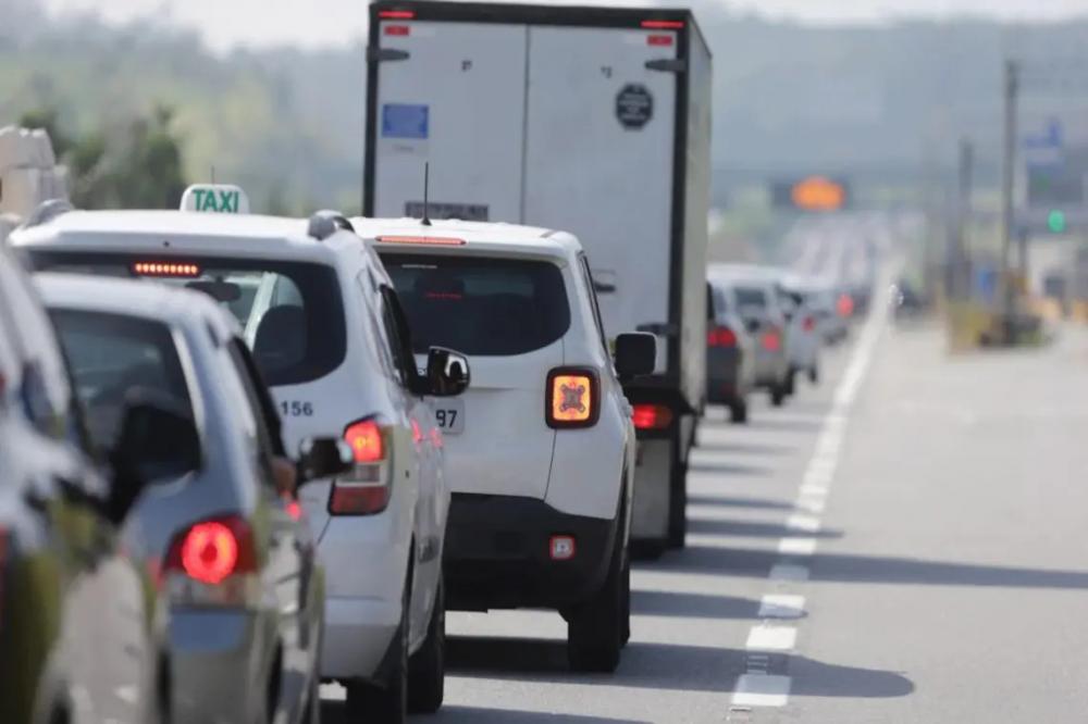 IPVA de veículos com placas finais de 1 a 6 tem datas de vencimento em maio