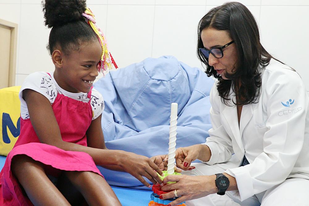 Centro de Atendimento Educacional Especializado de Mata de São João inicia atendimento de neuropediatra