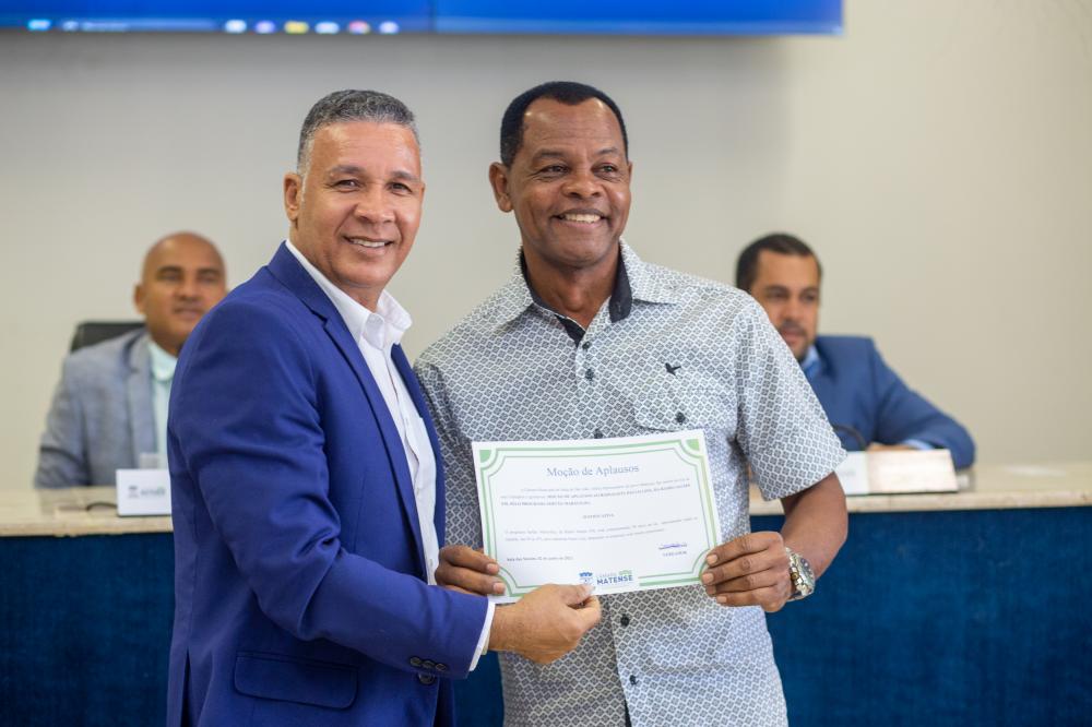 Sessão Ordinária da câmara matense é marcada por entrega de Moção
