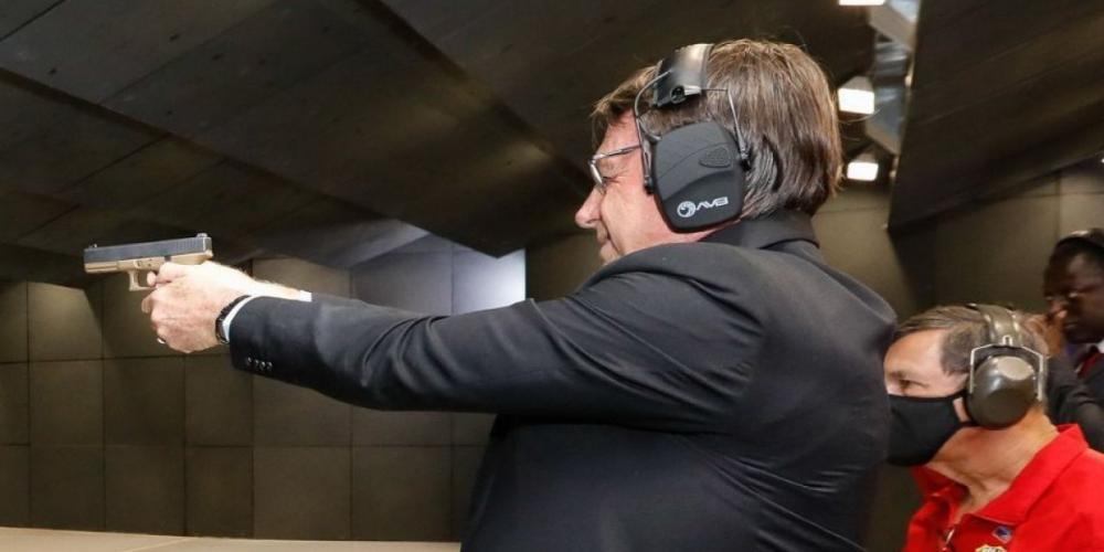 Governo divulga decreto que restringe o acesso de civis a armas e munições