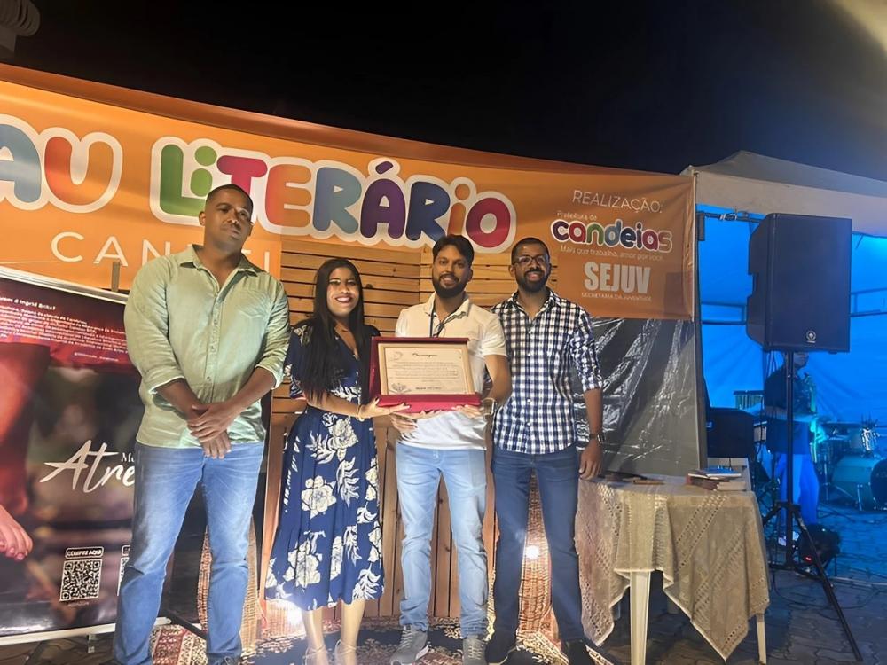 Sarau Literário celebra cultura e literatura em Candeias