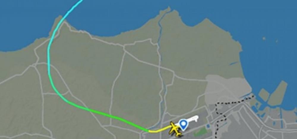 Avião com 62 pessoas a bordo desaparece na Indonésia