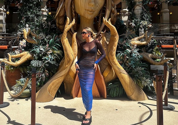 Lore Improta comemora aniversário de 30 anos em Las Vegas: ‘meu Deus, que felicidade’