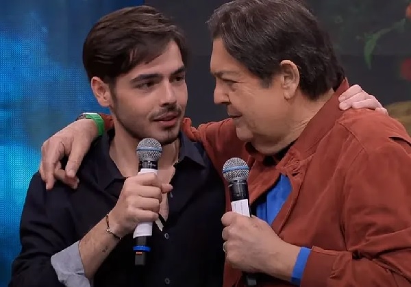 Filho de Faustão, João Guilherme Silva grava piloto de seu novo programa na TV Band