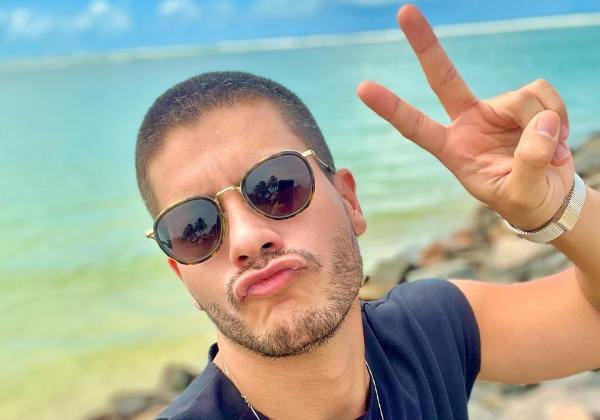 Arthur Aguiar termina namoro três dias após revelar que será pai; confira