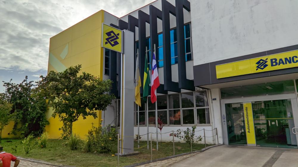 Sistema dos caixas eletrônicos do Banco do Brasil ficam foram do ar neste sábado (7)