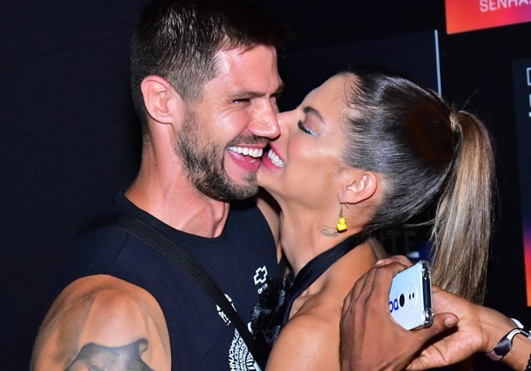 Mari e Jonas se pronunciam após boatos de crise no relacionamento: ‘período de reflexão’