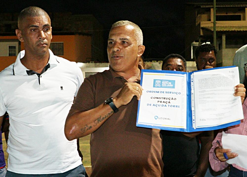 Prefeitura de Mata de São João assina ordem de serviço para reforma da praça de Açu da Torre