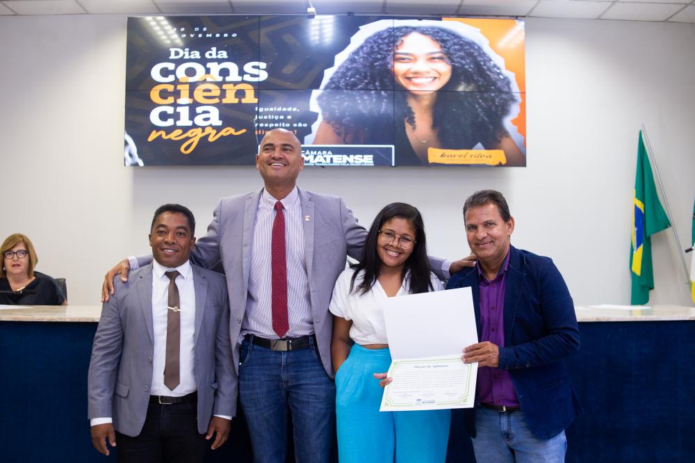 Câmara aprova três Projetos de Lei e realiza entrega de Moções, em sessão ordinária